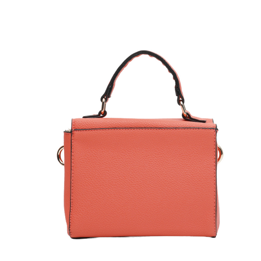 حقيبة كروس صغيرة من GUESS طراز Little Paris – أنيقة وصغيرة الحجم