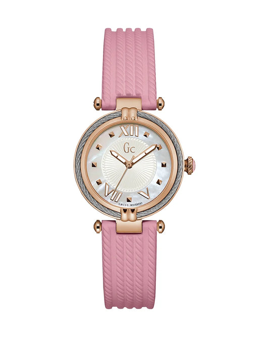 ساعة Guess Collection Cable Chic النسائية، سوار سيليكون وردي، مينا من عرق اللؤلؤ، كوارتز - Y18011L1