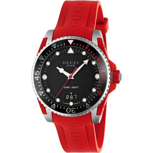 ساعة غوتشي دايف للرجال، سوار سيليكون أحمر، مينا أسود، كوارتز - GUCCI YA 136309